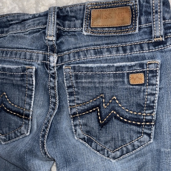Miss Me Sunny āļø Low-Rise Skinny Jeans, Size 26 - Picture 6 of 16
